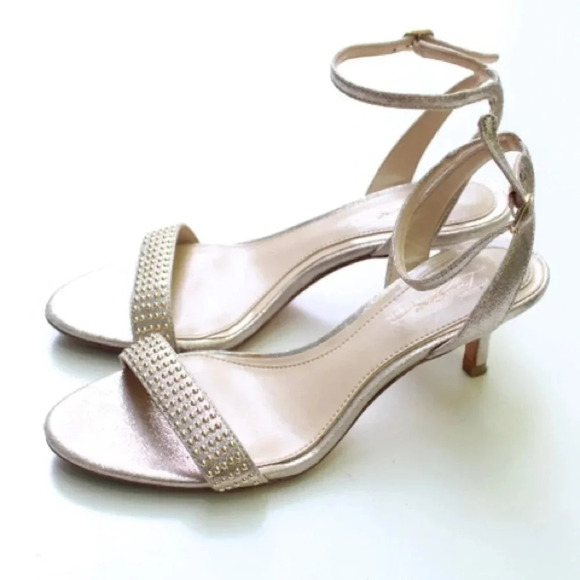 Vince Camuto Imagine sandals - Picture 4 of 10